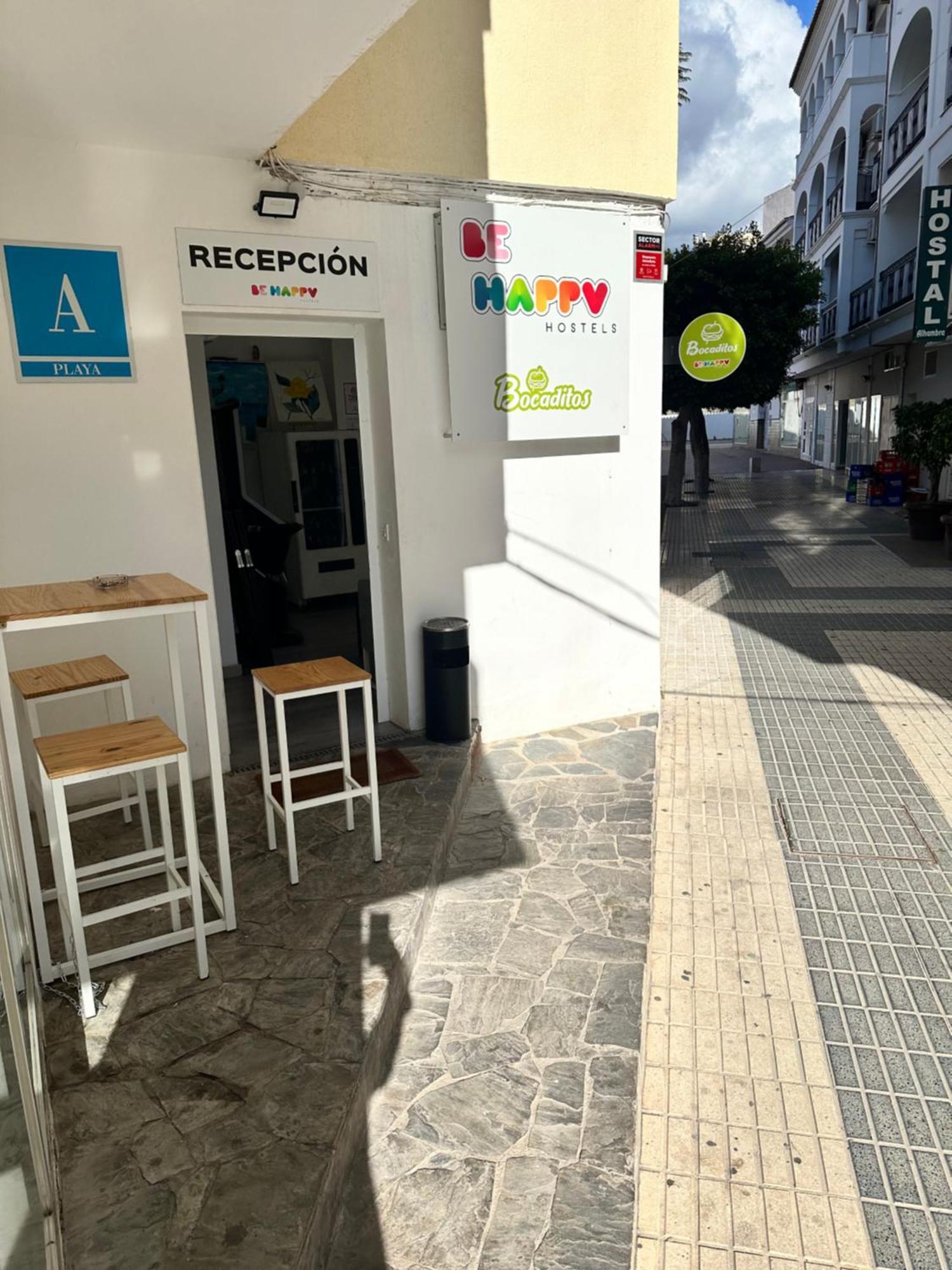 Be Happy Hostel Nerja Zewnętrze zdjęcie